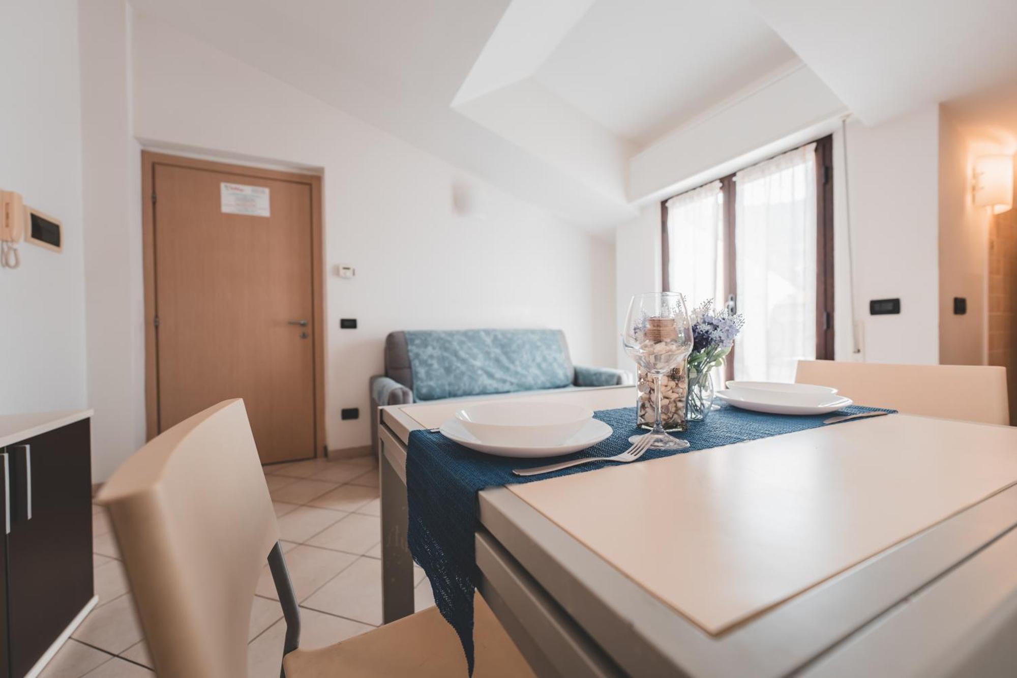 Residence Holidays П'єтра-Лігуре Екстер'єр фото